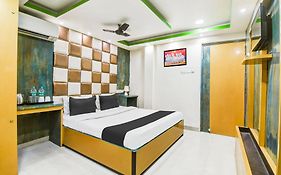Super Hotel O Tagore Park Ruby Road